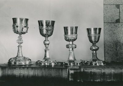 Ivanec - Župna crkva Marije Magdalene, kaleži