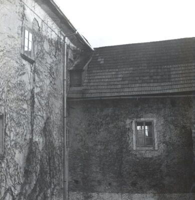 Slavetić - Dvorac Oršić, unutranje dvorište