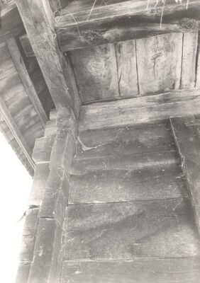 Višnjevec Podvrški - Gospodarski objekt, detalj ugaone konstrukcije