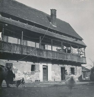 Karlovac - Mendićeva ulica, pročelje kuće