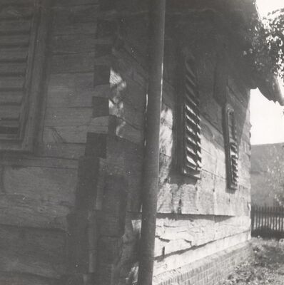 Buševec - Crkva sv. Ivana Krstitelja, detalj vanjštine