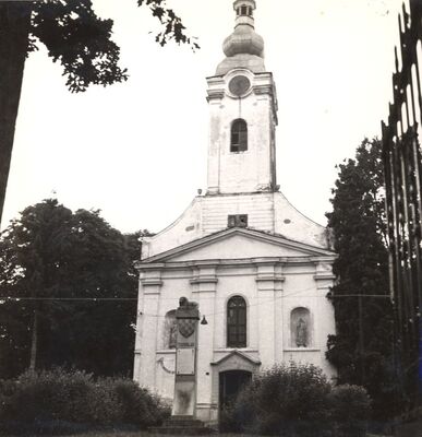 Ivanić Grad - Crkva sv. Petra, glavno pročelje