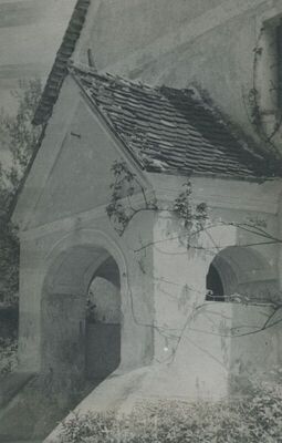 Mače - Župna crkva Bezgrešnog Začeća Blažene Djevice Marije, vanjština, detalj