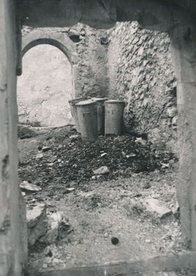 Ozalj - Stari grad, žitnica, detalj