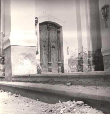 Pogančec - Crkva sv. Majke Božje Lauretanske, portal