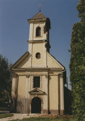 Varaždin - crkva sv. Fabijana i Sebastijana, oštećeno pročelje