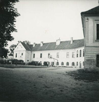 Sveti Križ Začretje - Dvorac sv. Križ, vanjština
