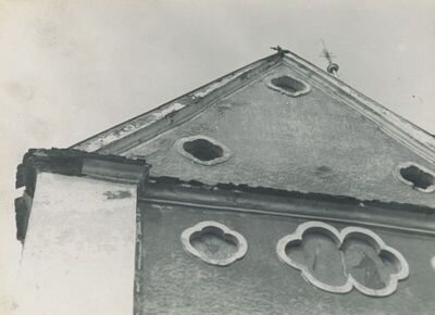 Krapina - Franjevačka crkva sv. Katarine, pročelje, detalj