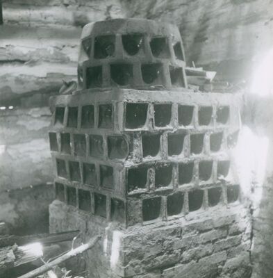 Kurilovec - Kurija Jelačić, peć