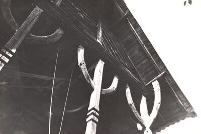 Gustelnica - Crkva sv. Antuna Padovanskog, detalj trijema