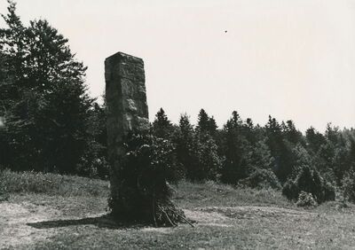 Jasenak (Ogulin) - Spomenik NOB-i