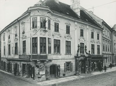 Varaždin - Palača Patačić, vanjština