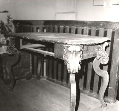 Bukevje - Kurija Pintar, stol