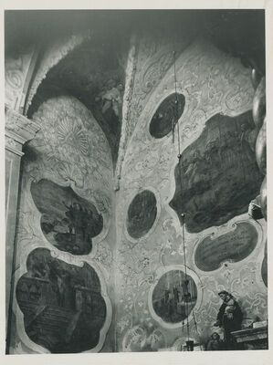 Varaždin - Franjevačka crkva, kapela sv. Antuna, zidne slike