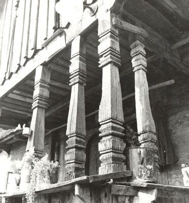 Veleševec - Tradicijska kuća, detalj trijema