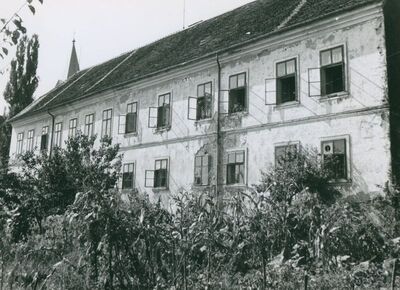 Gradec - Biskupski dvorac, istočno pročelje