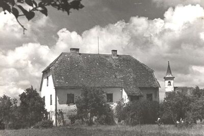 Cerje - Kurija župnog dvora, dorišno pročelje