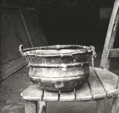 Gornji Tkalec - Kapela Uznesenja Blažene Djevice Marije, kotlić