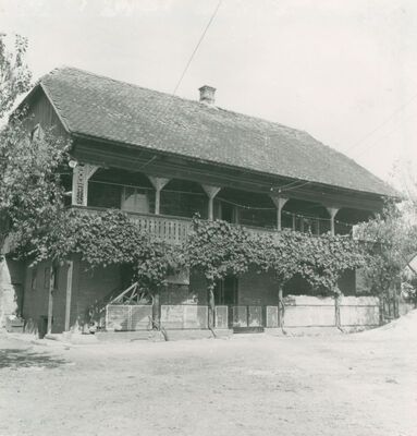 Vukovina - Čardak, dvorišno pročelje