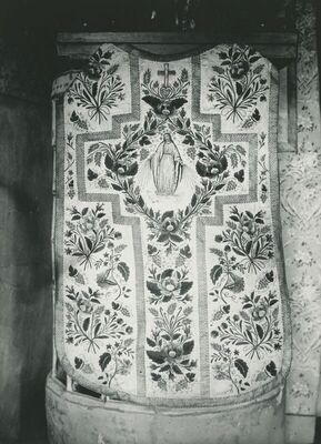 Mače - Župna crkva Bezgrešnog začeća Blažene Djevice Marije, liturgijski predmet, kazula