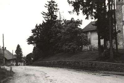 Križ - Župna crkva sv. Križa, situacija