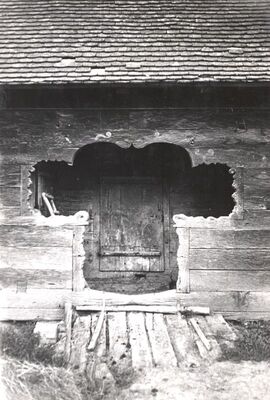 Markuševec Turopoljski - Gospodarska zgrada, ulaz