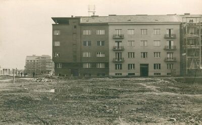 Zagreb (Zvonimirova ulica) - Početak, izgradnja