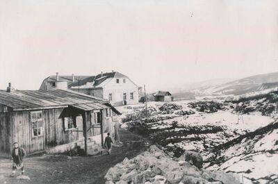 Tounj - Stari grad, situacija