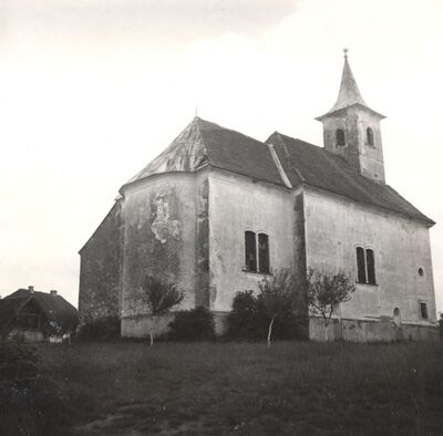 Cerje - Crkva sv. Ivana Evanđelista, svetište