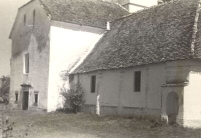 Volavje - Crkva Blažene Djevice Marije Volavske (Sniježne), trijem