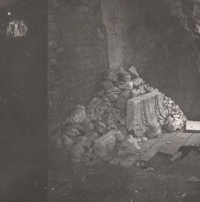 Januševec - Dvorac Januševec, fragmenti dekoracije