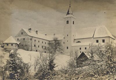 Kotari - Crkva i samostan sv. Leonarda, situacija