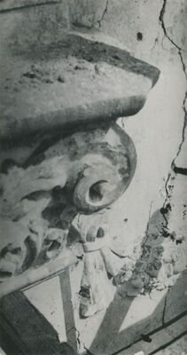 Lepoglava - Župna crkva, zapadno pročelje, južni kapitel