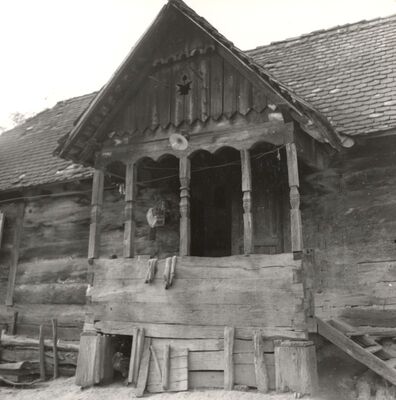 Kozjača - Tradicijska kuća, trijem