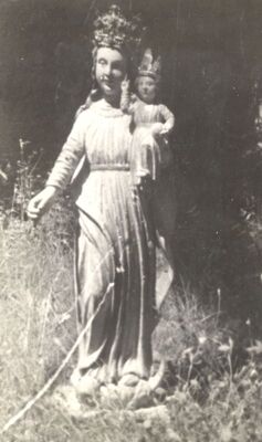 Volavje - Crkva Blažene Djevice Marije Volavske (Sniježne), kip Bogorodice s Isusom