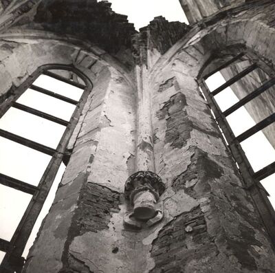 Kloštar Ivanić - Crkva sv. Ivana Krstitelja, gotička konzola