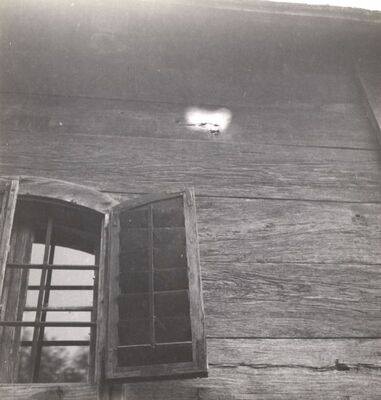 Velika Mlaka - Kapela sv. Barbare, detalj vanjštine sakristije