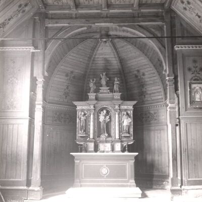 Gustelnica - Crkva sv. Antuna Padovanskog, glavni oltar