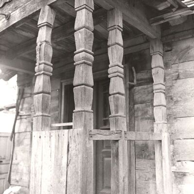 Ruča - Tradicijska kuća, detalj trijema