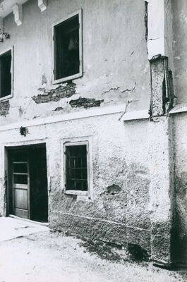 Kurilovec - Kurija Jelačić, detalj glavnog pročelja