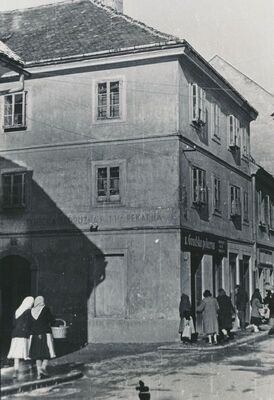 Karlovac - Radićeva ulica, ugaono pročelje