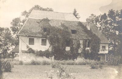 Obed - Dvorac, glavno pročelje