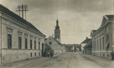 Ludbreg - veduta mjesta sa zvonikom župne crkve