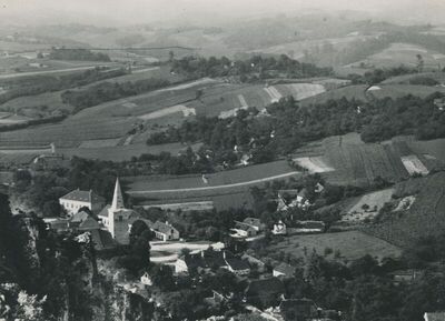 Lobor - Panorama, Župna crkva sv. Ane, situacija u krajoliku
