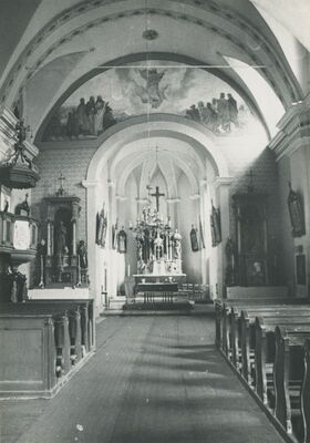 Križovljan - Župna crkva sv. Križa, glavna lađa