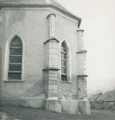 Visoko - Crkva sv. Trojstva, svetište, detalj