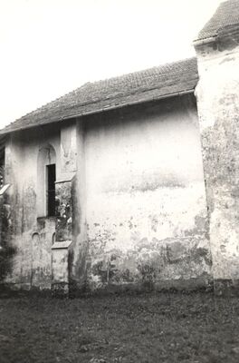 Križ - Župna crkva sv. Križa, svetište