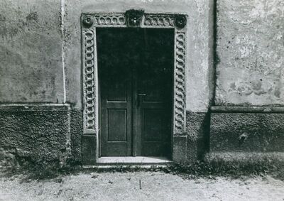 Vukovina - Crkva Pohoda Blažene Djevice Marije, sjeverni portal