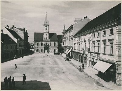 Varaždin - glavni trg, gradska vijećnica