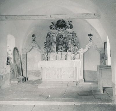 Umol (Bosiljevo) - Kapela sv. Ivana Krstitelja, oltar sv. Ivana Krstitelja